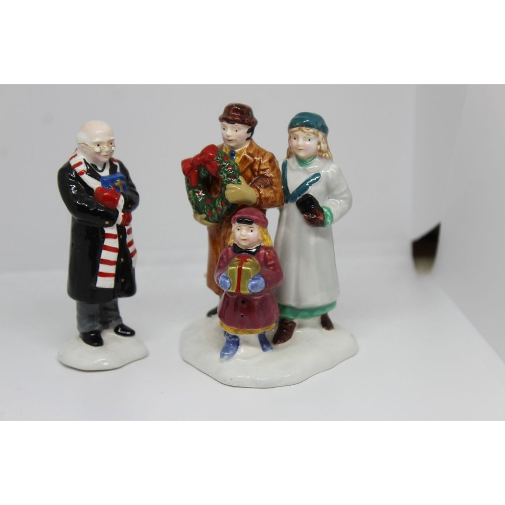 Dept 56 Snow Village - Going to the Chapel